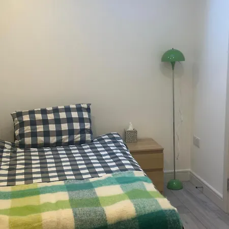 Apartment Westmoreland London
