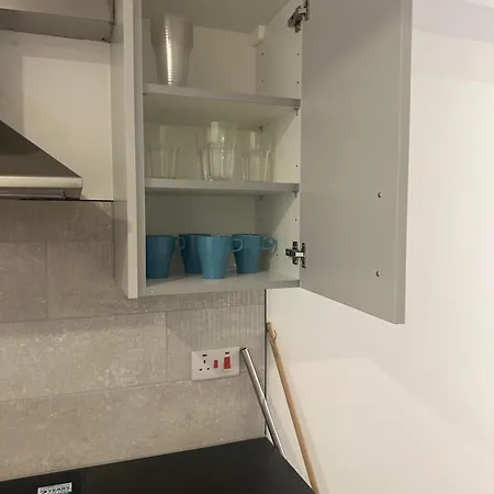 Westmoreland Apartment *