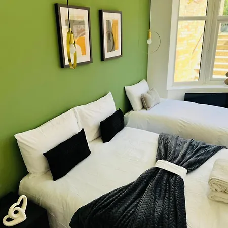 Luxury Flats, Ideal For Tourists London