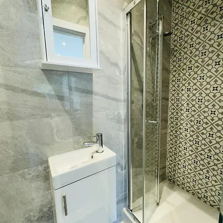 Luxury Flats, Ideal For Tourists Apartment
