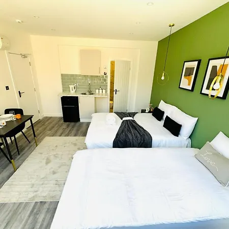Apartment Luxury Flats, Ideal For Tourists *