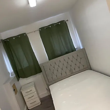 Guest house En-suite Cozy Double Bedroom *