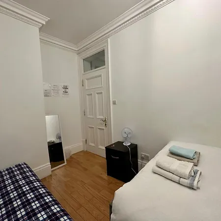 5 Minutes From Hyde Park And Oxford Street 5 Bedrooms In