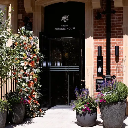 Cheval Phoenix House At Sloane Square