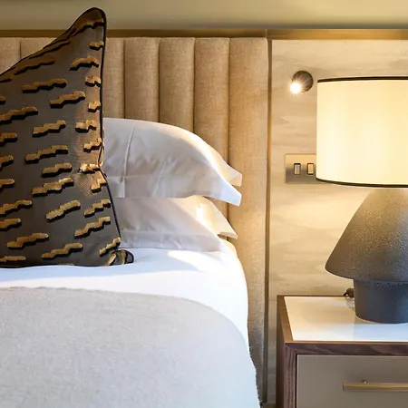Cheval Phoenix House At Sloane Square
