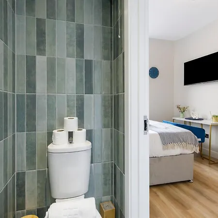 Cityscape Oasis Chic For Urban Dwellers London