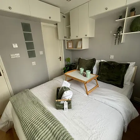 Amazing En-suite In Finchley Appartamento