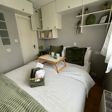 Appartamento Amazing En-suite In Finchley Londra