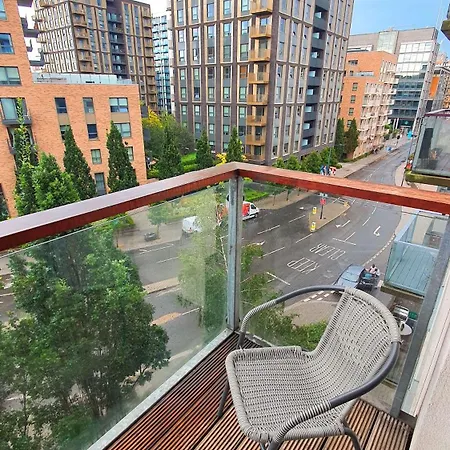 Cozy 2 Bed Flat Next To Wembley Stadium And Arena! *