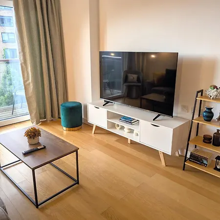 Cozy 2 Bed Flat Next To Wembley Stadium And Arena! *