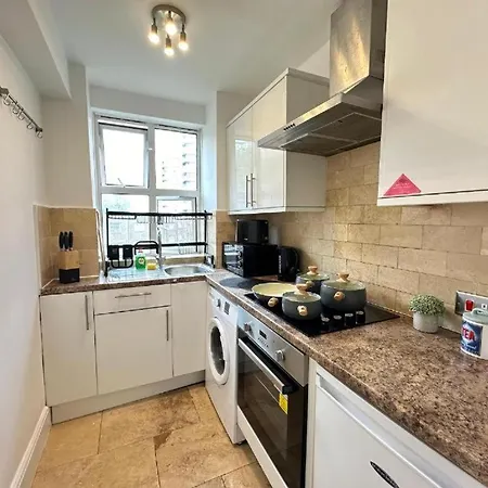 Kendal Street One Bedroom Apartment *
