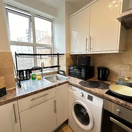 Kendal Street One Bedroom *