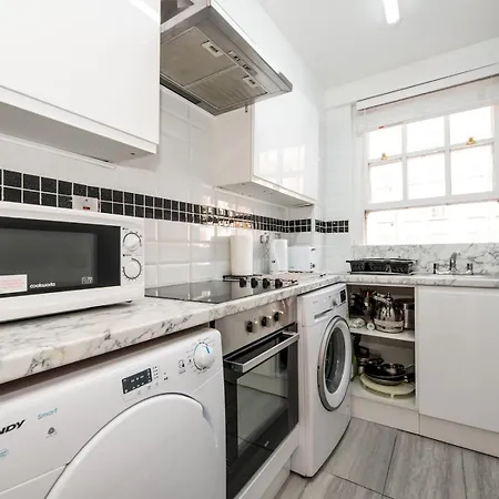 Pass The Keys Cosy One Bedroom Near Hyde Park Oxford Street