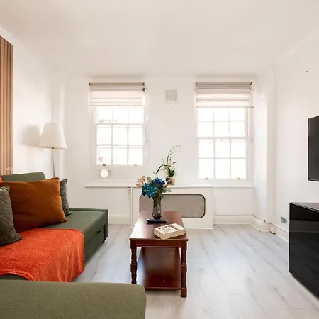 Pass The Keys Cosy One Bedroom Near Hyde Park Oxford Street London