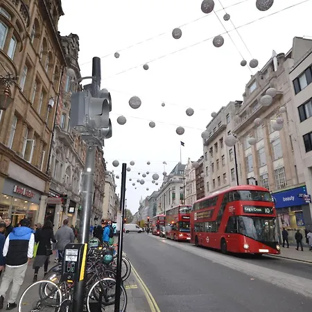 Modern 2 Bedroom Apartment, Oxford Street