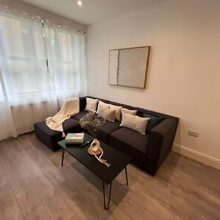 Apartamento 30 Mins From London