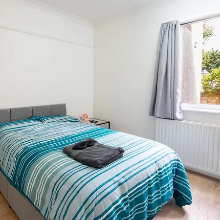 2 Bed, Wembley, Ealing, London