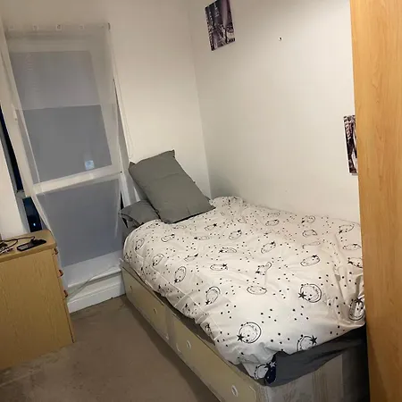 En-suite Cozy Double Bedroom