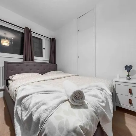 Sleep14 In Victoria 43vpr