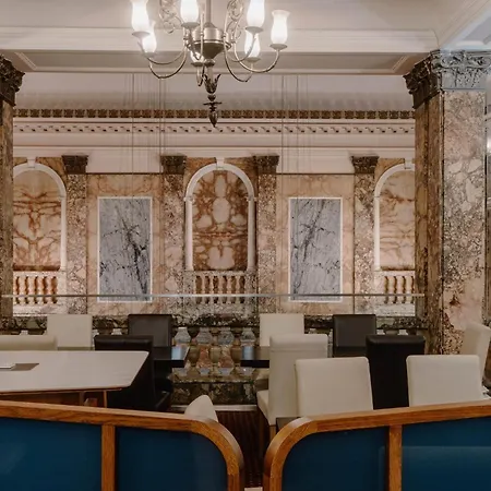 Club Quarters Trafalgar Square, Hotel 4*