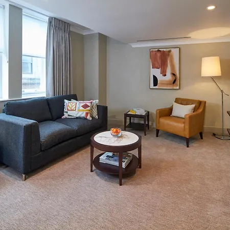 Cheval Calico House 아파트