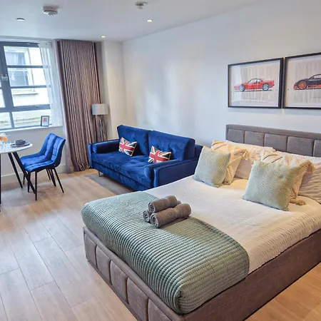 Modern & 3bedroom Flat With Pvt Balcony Steps From Regent's Park *