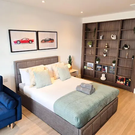 Apartment Modern & 3bedroom Flat With Pvt Balcony Steps From Regent's Park London