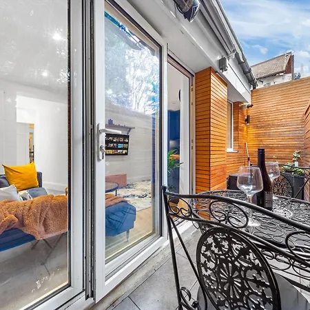 Modern 1 Bed Flat In Barnes Near River Thames * לונדון