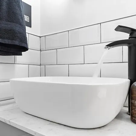 דירה Modern 1 Bed Flat In Barnes Near River Thames לונדון