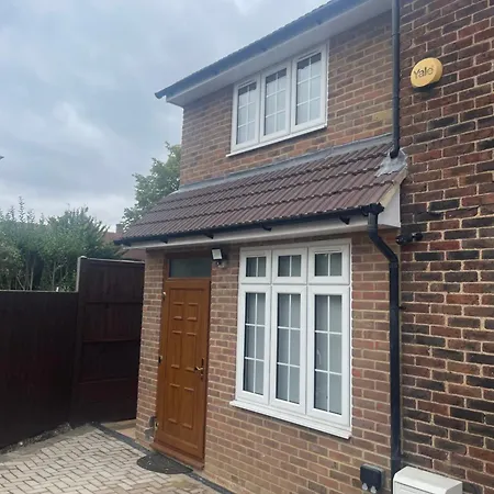 Cozy Flat - Romford, London * Havering