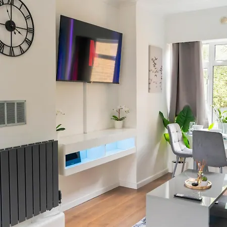 Modern 1 Bed In Greenwich - Wifi - Netflix And Stations Nearby * London