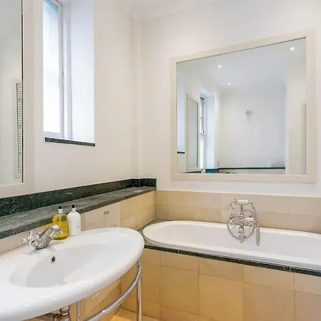 Apartment Fabulous 3 Bed In Kensington *