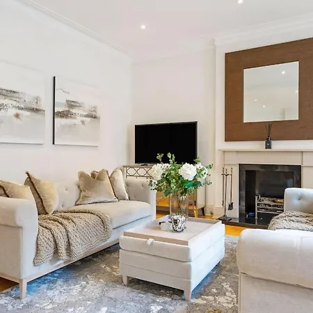 Fabulous 3 Bed In Kensington