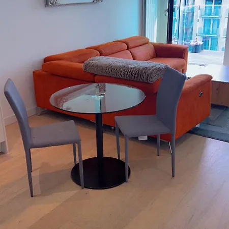Ds - Entire 1 Bedroom * London