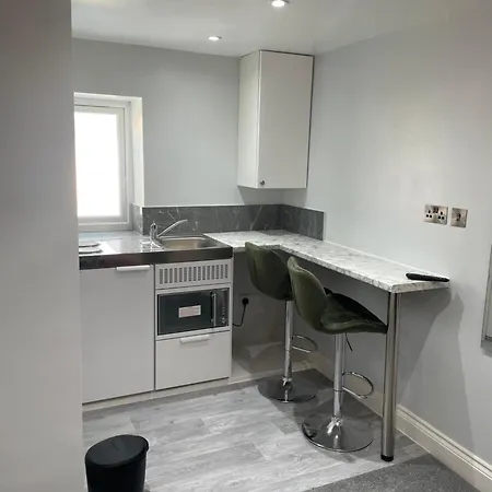 Cozy Flat - Romford, London