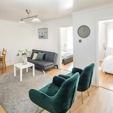 Heart Of London Flat Foxter * אילינג