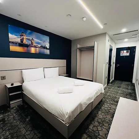 Hotel Grand 3*