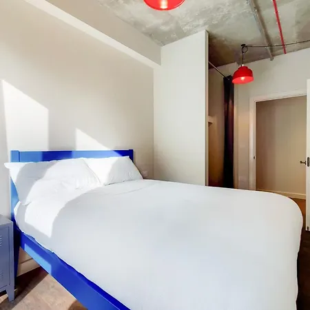 Home-like Comfort At The Robinson In Apartment