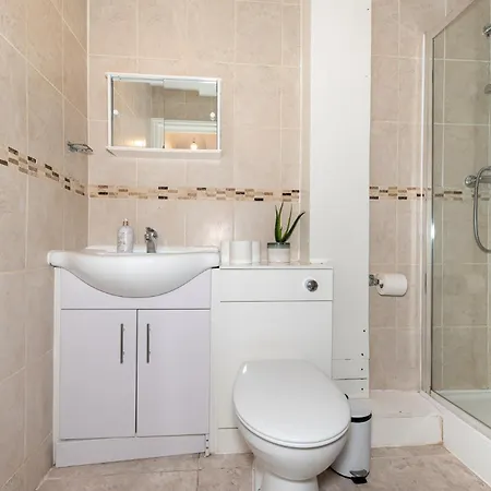Lovely 3 Bedroom Flat , Aldgate, Tower Hill, Whitechapel