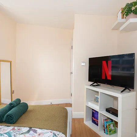 Lovely 3 Bedroom Flat , Aldgate, Tower Hill, Whitechapel