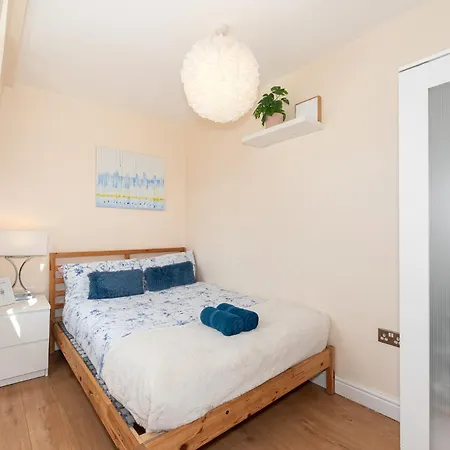 Lovely 3 Bedroom Flat , Aldgate, Tower Hill, Whitechapel