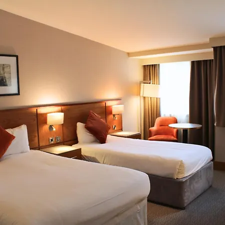 The Crown London, Worldhotels Distinctive Hotel