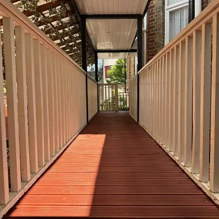 Bridge Park Inn 3*