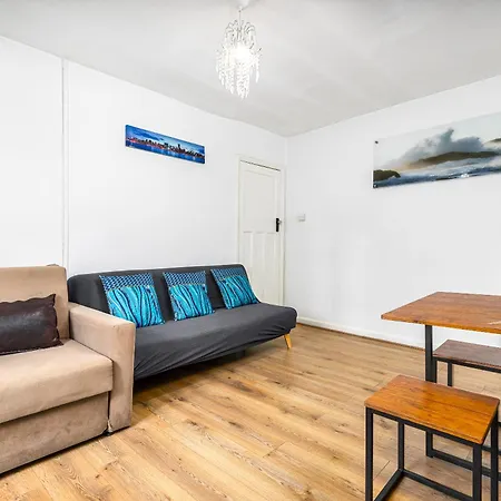 Aldgate Flats Apartmán