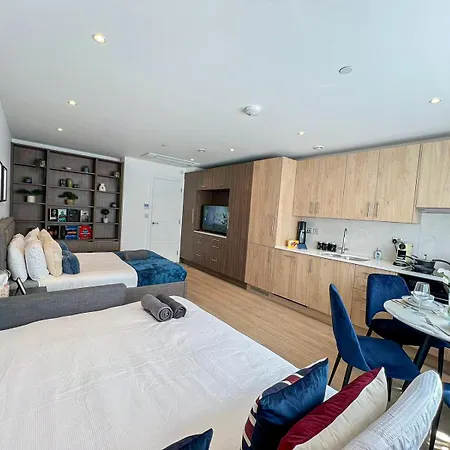 Apartment Modern & 3bedroom Flat With Pvt Balcony Steps From Regent's Park