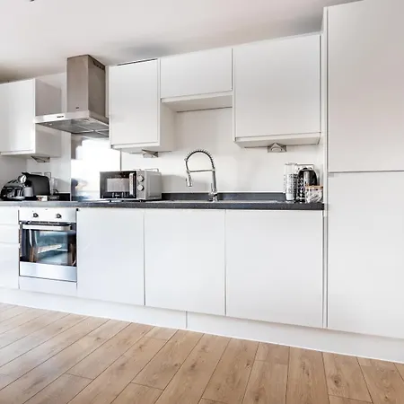 Apartment Modern 2bd Flat Near Victoria London