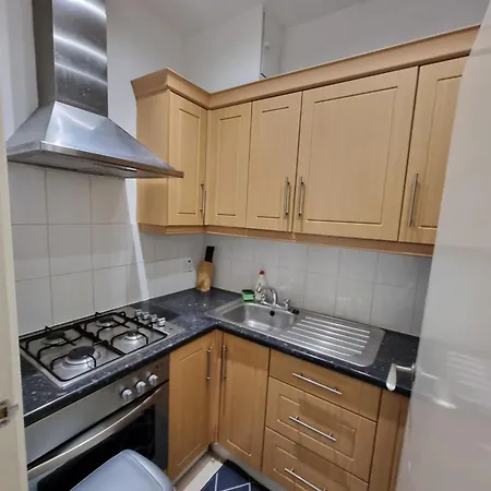 Budget Spacious Flat Fits 5 People In W2 Appartement Londres