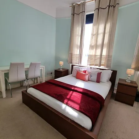 Budget Spacious Flat Fits 5 People In W2 Appartement Londres