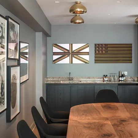 Hotel Sea Containers