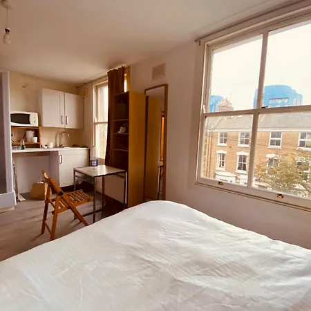 Apartment In Islington London